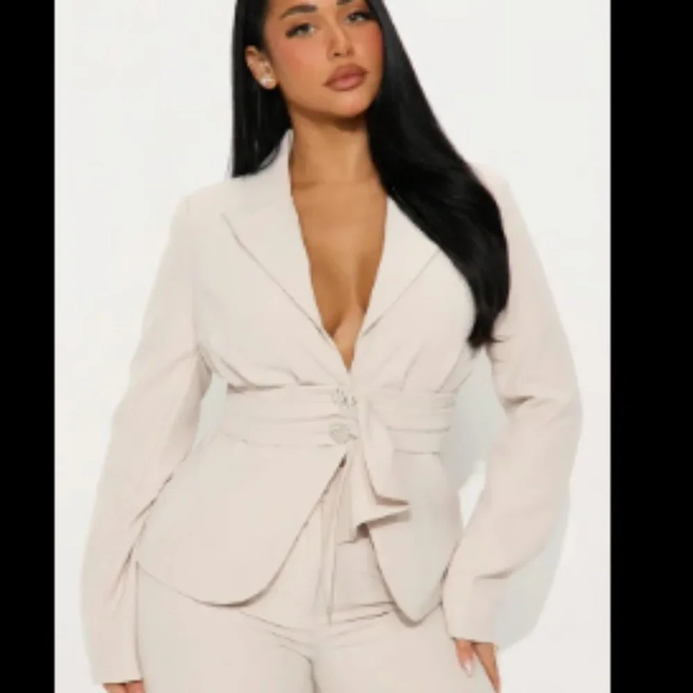 Fashion Nova Alina Blazer Pant Set - Picture 2 of 4